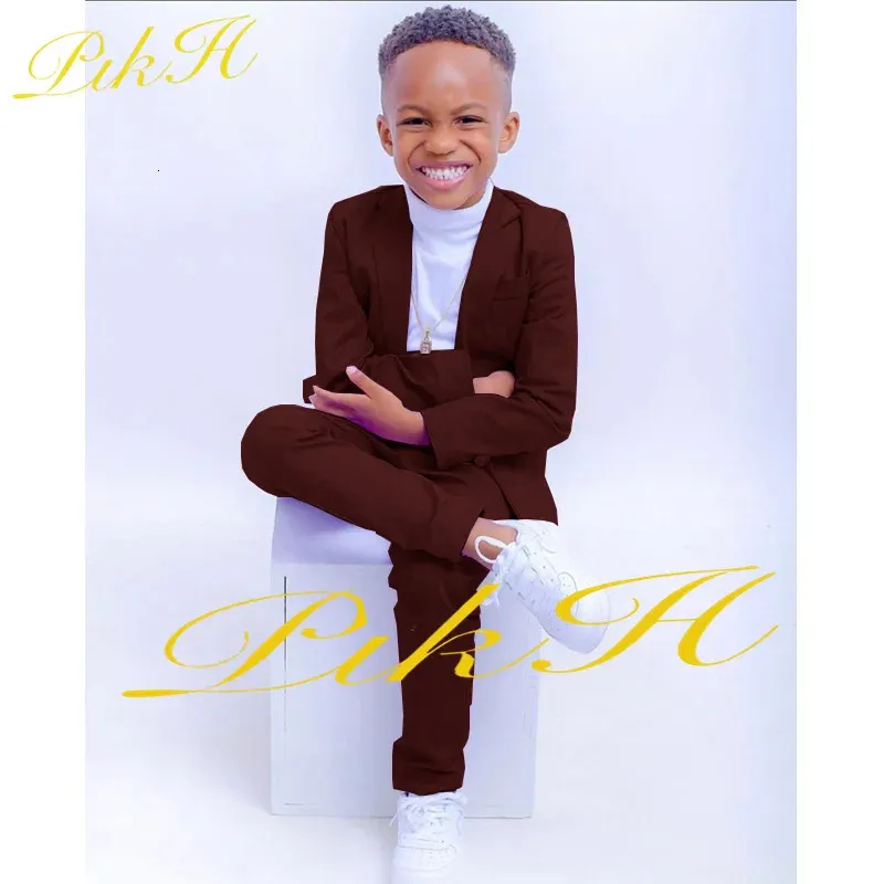 H and clearance m suits boys