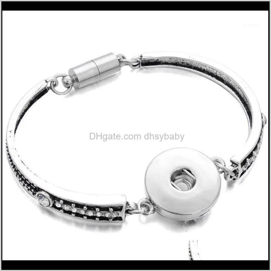 Charme Sieraden 18Mm Drukknopen Armband Hele Bloemen Gesneden Vintage Magnetische Armbanden Voor Vrouwen Mannen