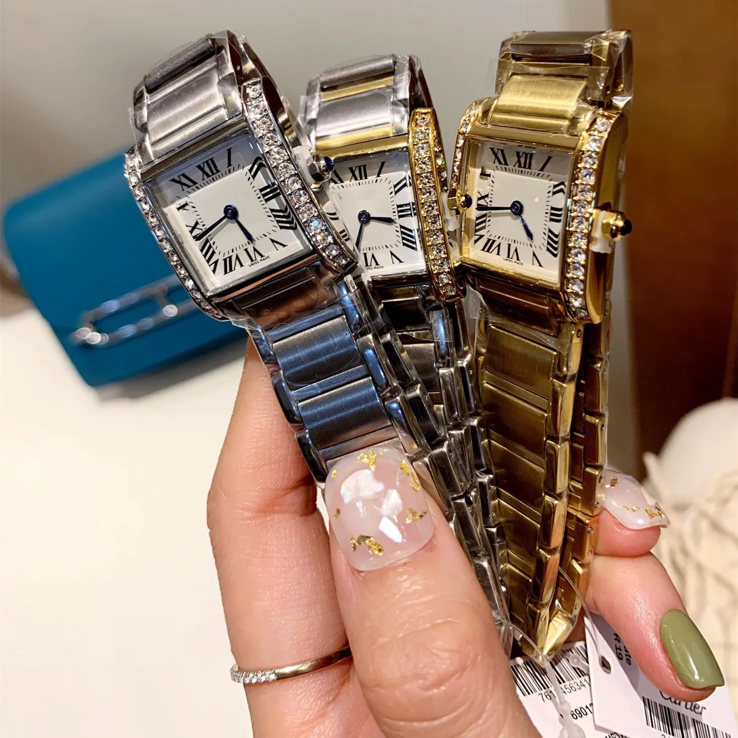 Designer Watchs Womenluxury Watch Automatic Quartz Diamond Diamond en acier inoxydable Barrel Barrel Country Classic Mouvement Gold Wristwatch Montre Luxe