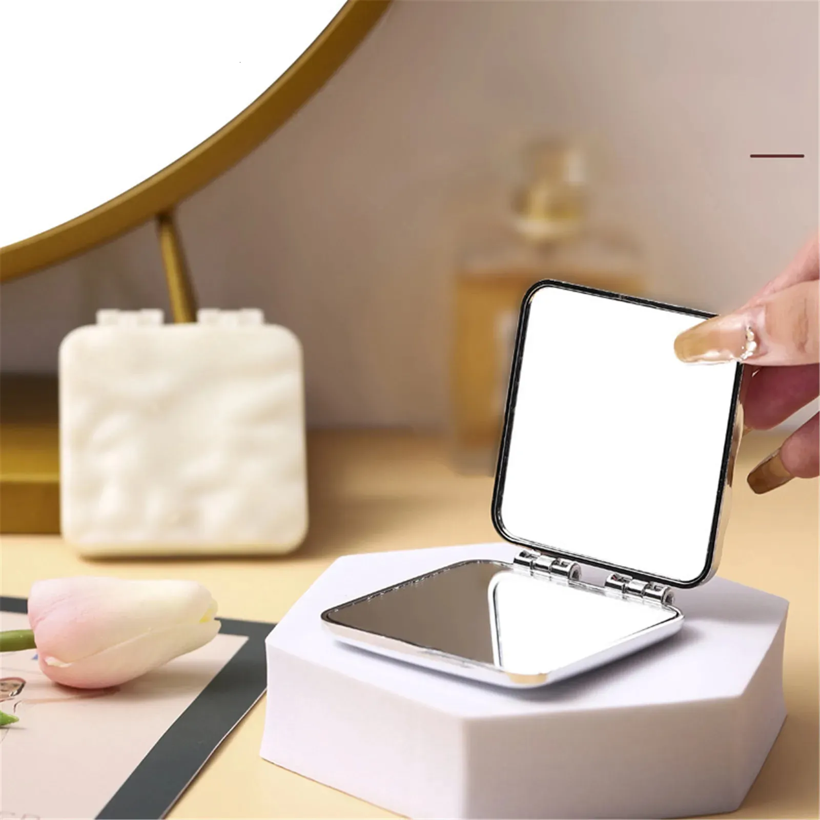Compact Square Mirror, Foldable Makeup Mirror, Mini Handheld Mirror ...