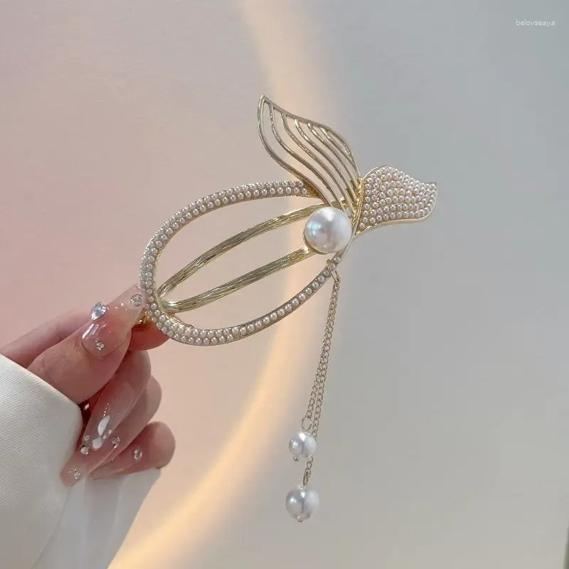 Hair Clips Pearl Fish Tail Shape Claw Crystal Hollow Clip Geometric Frog BuckleClip Woman Twist Accessories