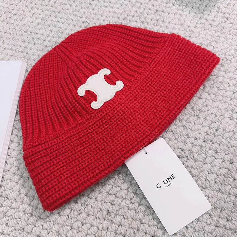 Chapeaux de créateurs pour hommes bonnet femme cap chapeau tendance extension laine chaude chapeau homme masculin en lettres cachemire hiver chapeau casquette beanie bon