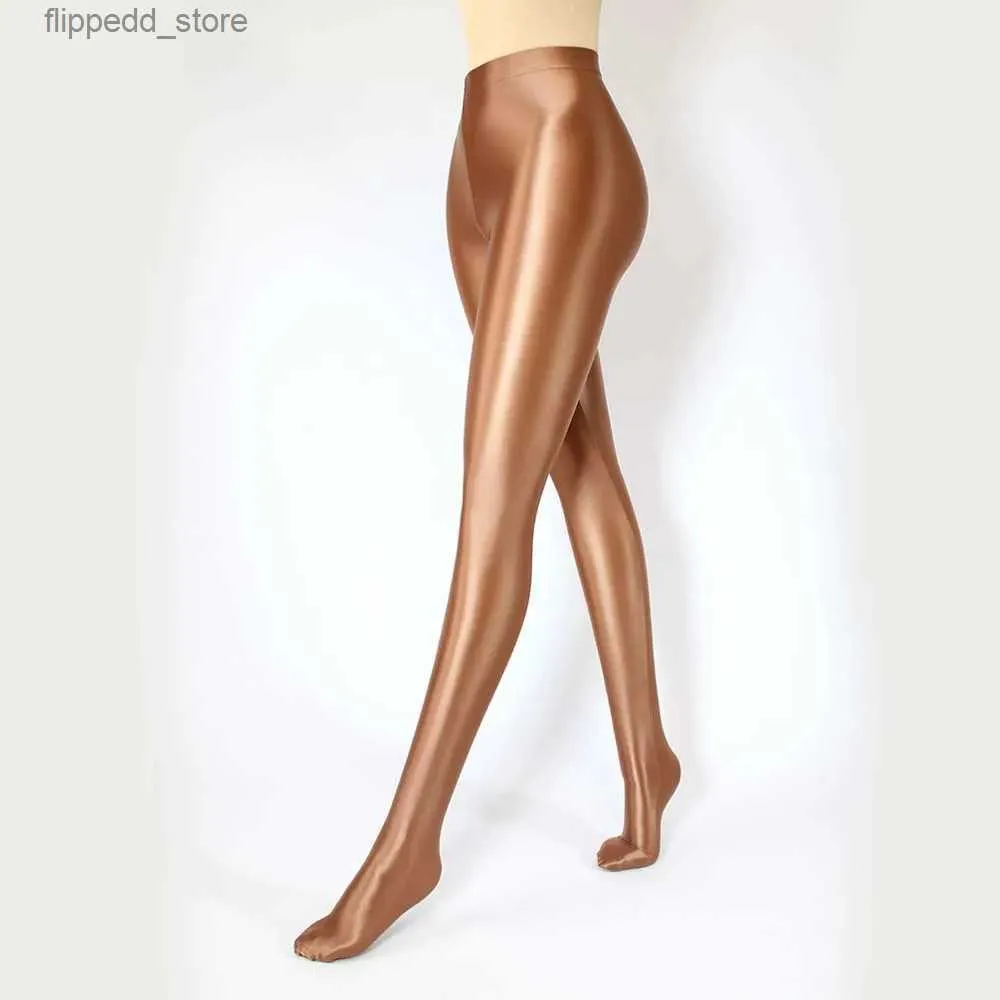 Fashion Stockings Retro Oil Shiny Thigh High Stockings Ultra Thin  Transparent Pantyhose Women Long Medias (Color : Pink) : :  Clothing, Shoes & Accessories