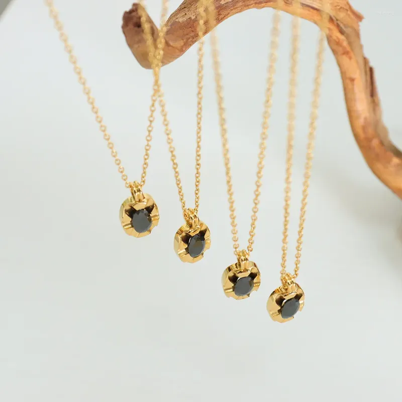 Ожерелья с подвесками овального резного узора, черный циркон из нержавеющей стали для подарков подруге, милые аксессуары, ювелирные изделия