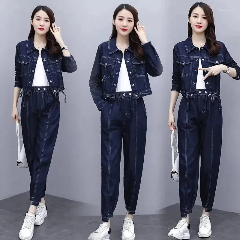 Zweiteilige Damenhose, Vintage-Denim-Set für Damen, 2023, Frühherbst, lässige Mode, kleiner Mann, zeigt hohes Temperament, leicht gekochter Wind