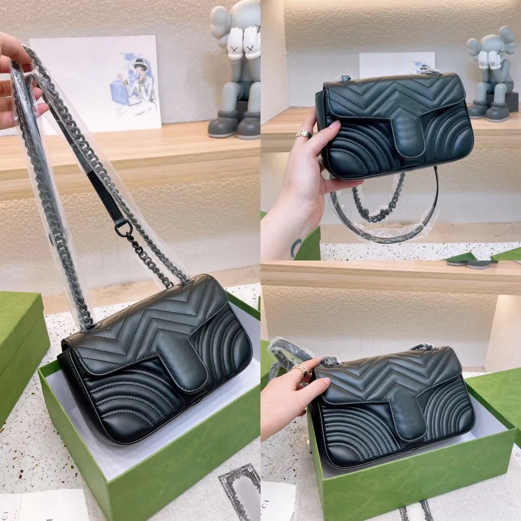 Große, vollschwarze Umhängetaschen mit doppelten Ketten, hochwertige 10a-Geldbörsen, Brieftaschen-Tasche, Clutch-Handtaschen aus echtem Leder, gesteppte, geschwollene, quadratische Umhängetasche für Damen