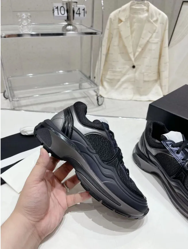 Calfskin Nylon Reflective Sneakers Designer Running Shoes Luxury Women Sports Casual shoes Channel Shoe Woman Trainer Fabric Suede Effect Size35-45