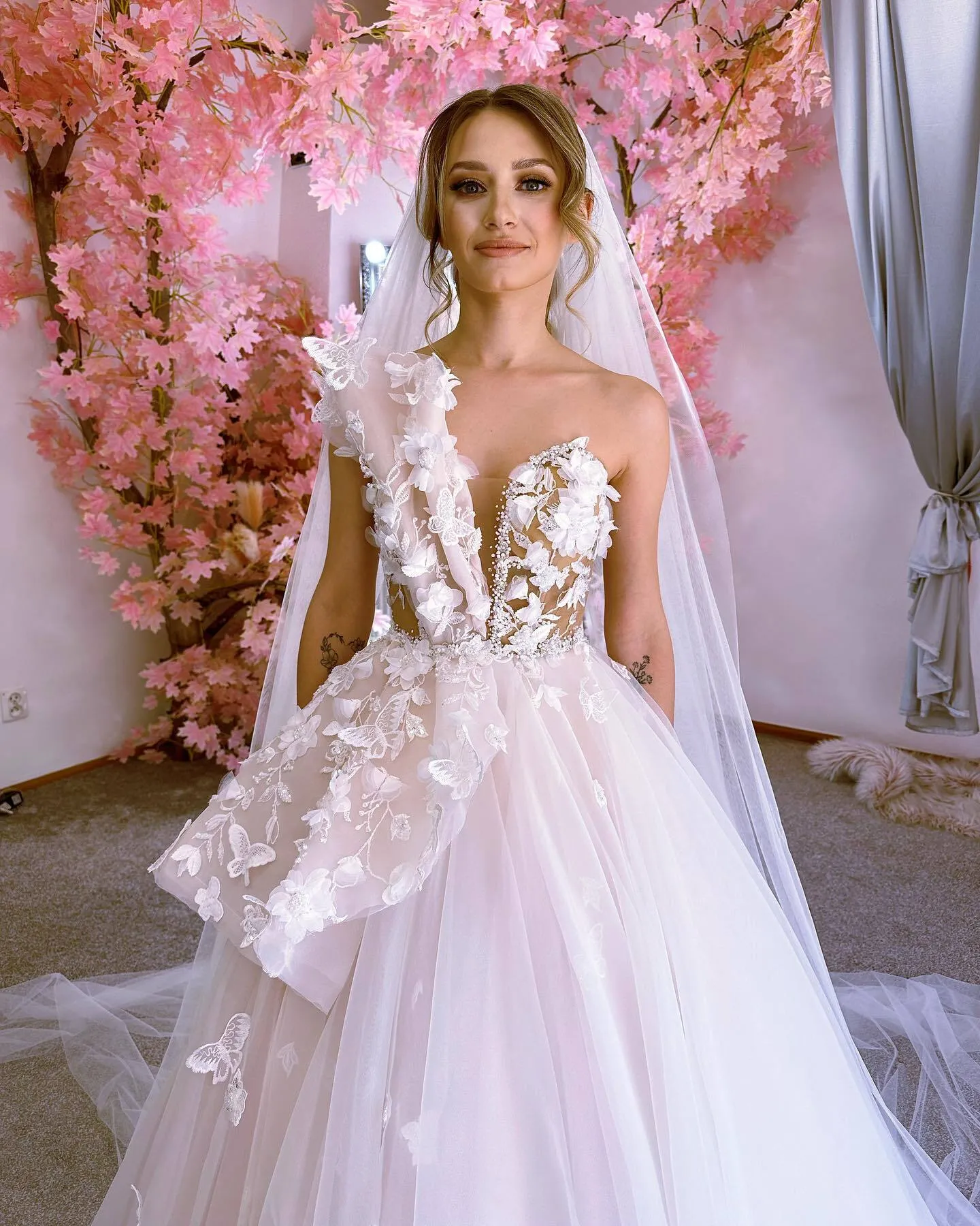 Princess Applique wedding dress with Applique Detailing - Strapless Beach Boho Bridal Gown for Custom Party in 2024