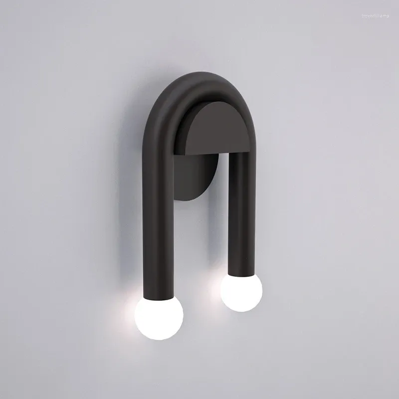 Lampade da parete Nordic LED Light Moderno Semplice Nero Apparecchio di illuminazione Creativo Soggiorno Bagno Comodino Decorazioni per la casa Lampada da applique per interni