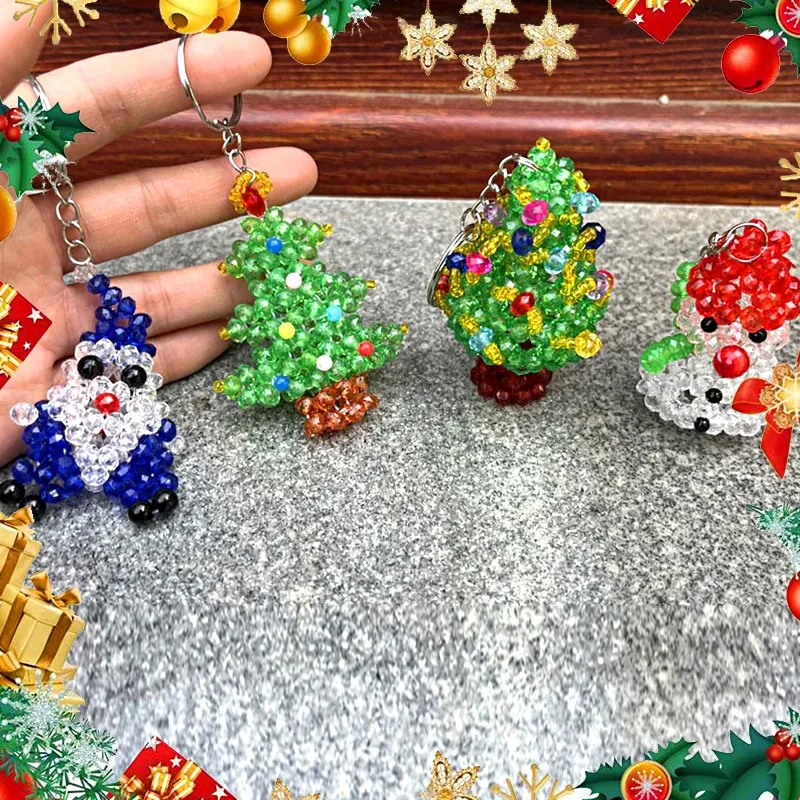 Julpärlor Keychain Handgjorda DIY Santa Snowman Xmas Tree Jewelry Car Phone Bag Pendant Present Prydnad TRINKET KEYCHAIN