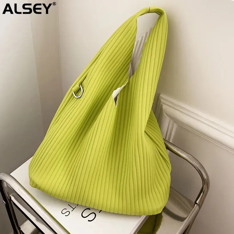 Torby na zakupy Alsey Miyake Tekstura plisowana torebka 2023 Summer Sense Sense Magnianimity Crossbody Bag dla kobiet mody 231018
