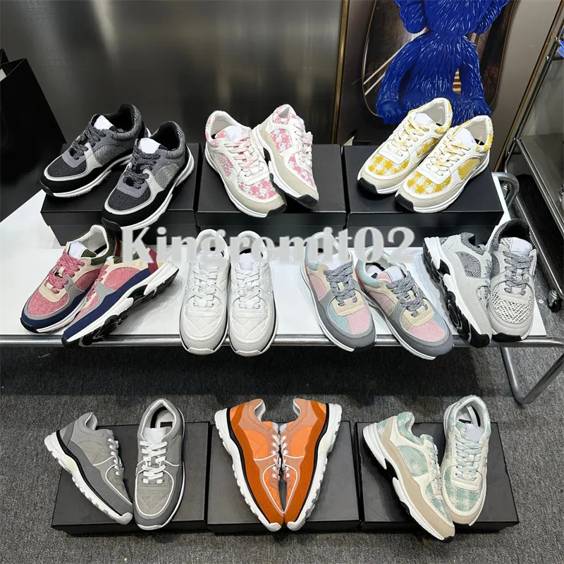 Vintage Suede Reflective Sneakers With Platform And Luxury Leather For