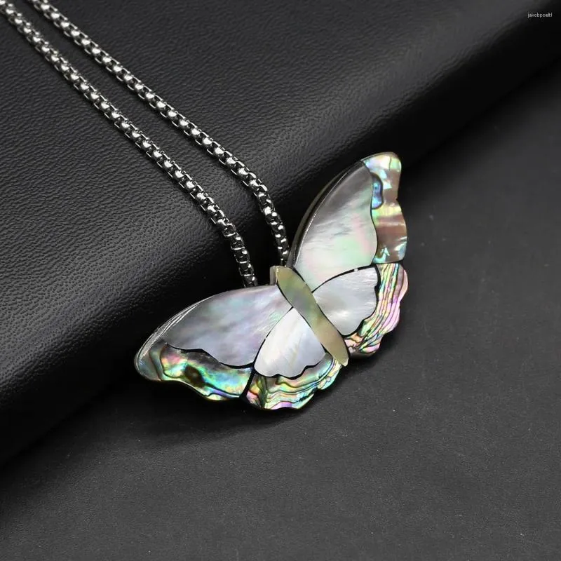 Colares Pingente Natural Abalone Shell Colar Inseto Borboleta Mãe De Pérola Charme Gargantilha Para Mulheres Homens Jóias Presente