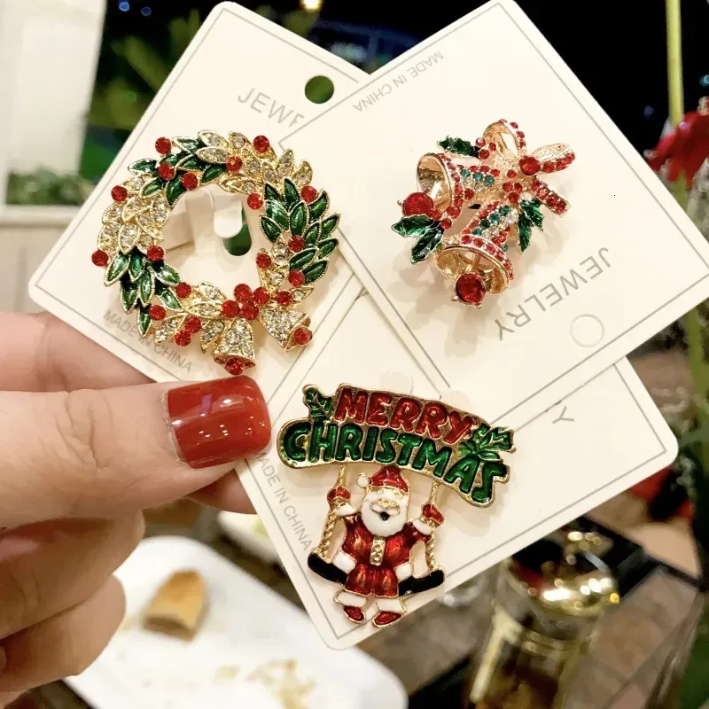 Pins Brooches Xmas Enamel Brooch Snowman Santa Claus Tree Wreath Metal Fashion Jewelry Gift For Women Merry Christmas Decor Gifts 231020