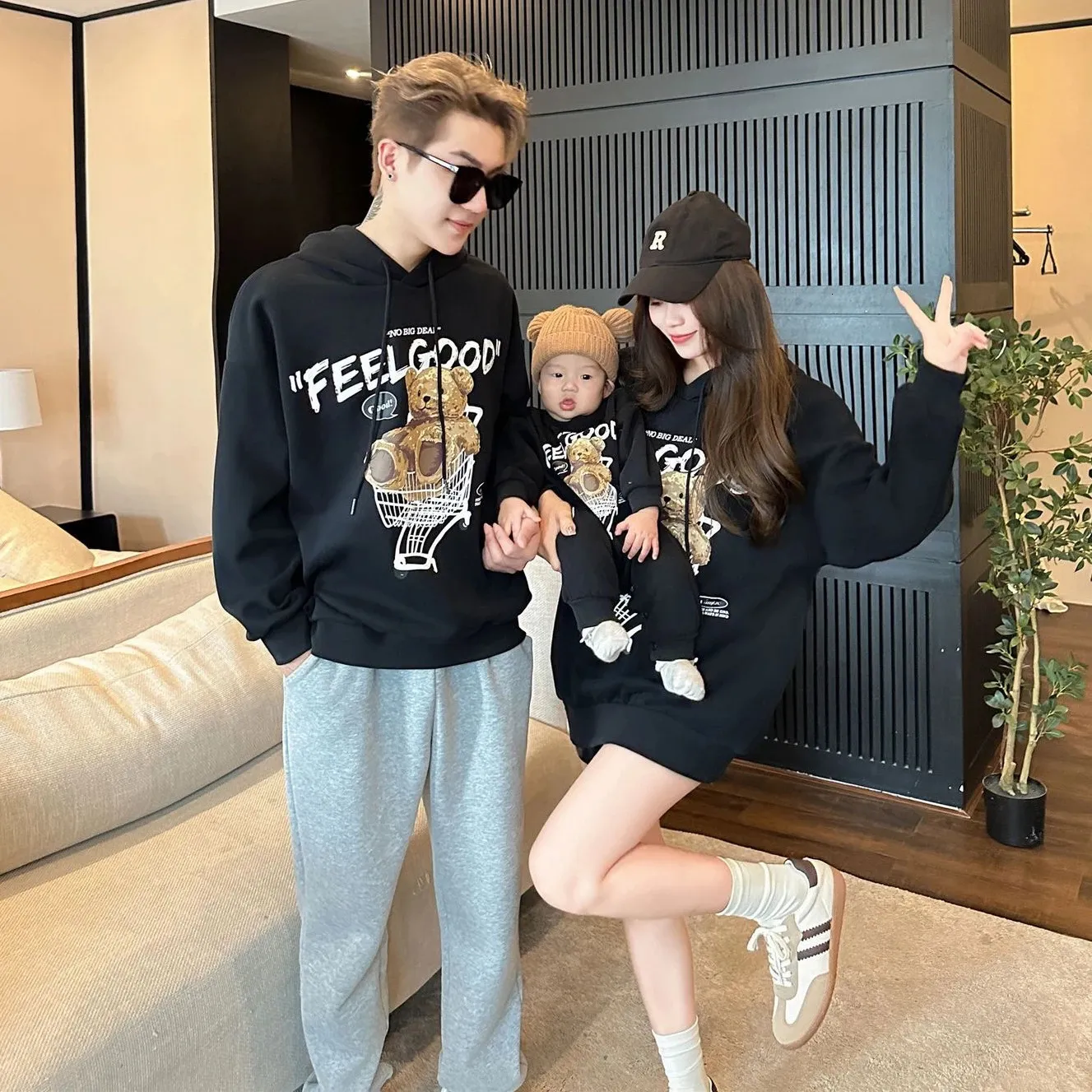 Father daughter matching hoodies 2025