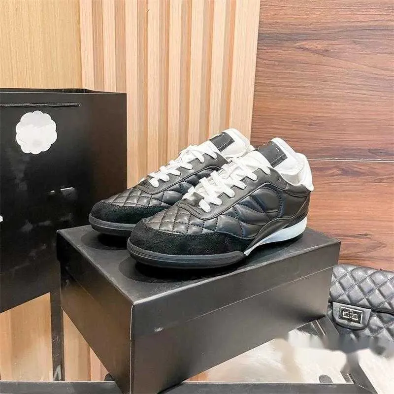 Chanells Tasarım Kanalı Kayma Anti Klasik Spor Anti Klasik Temel Ayakkabılar Aracı Kısa Boy Marka Kadınlar Günlük Ayakkabılar