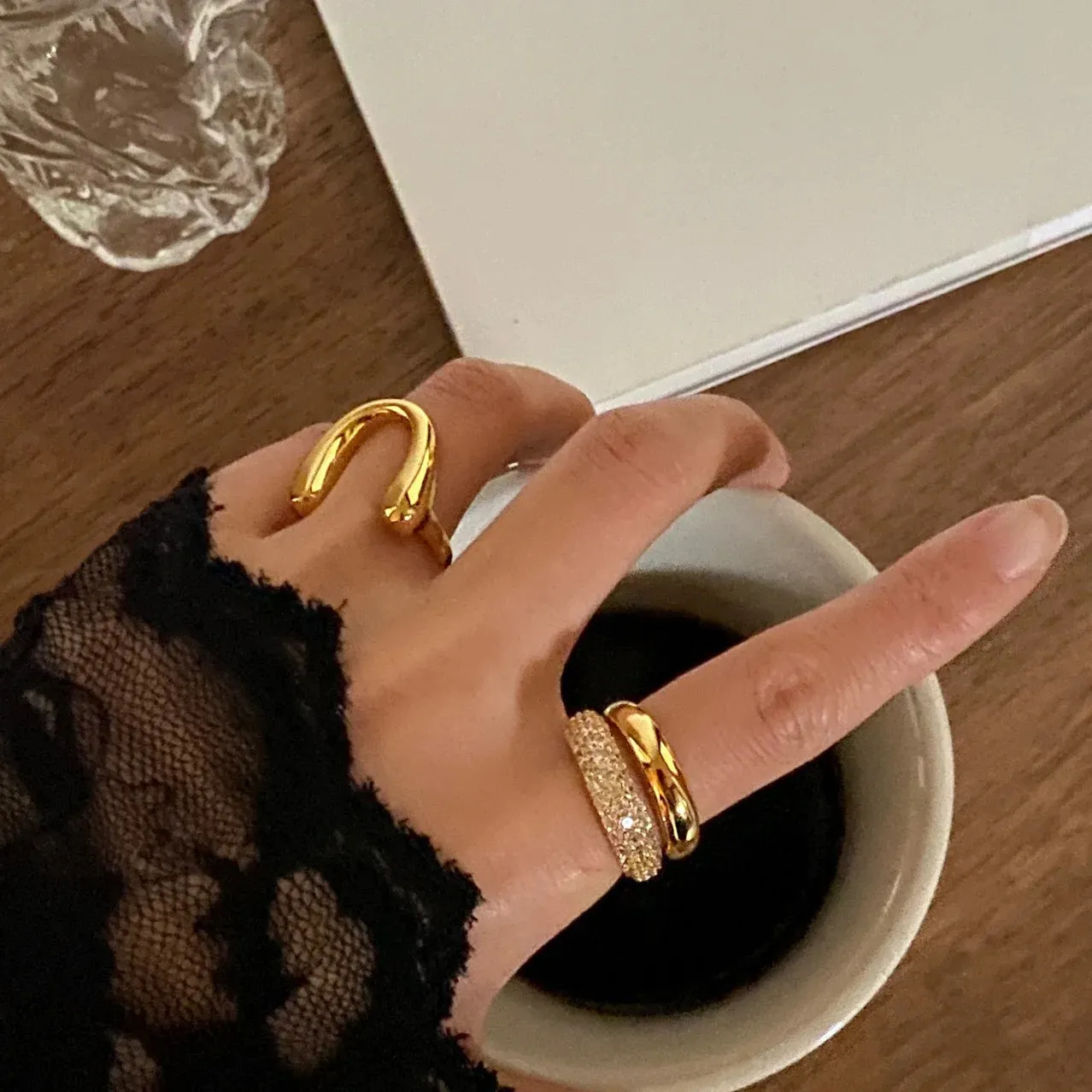 Solitaire Ring Brass AAA ZIrcon U Shape Solid Rings Women Jewelry Punk Hiphop Designer Runway Rare Simply Gown Boho Top Japan Korean INS Trendy 231019