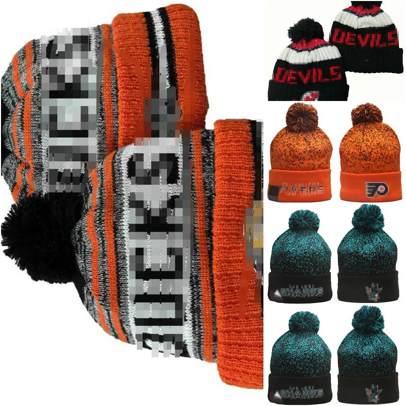 Erkekler Hokey Top Şapkalar Ördekler Beanie 32 takımın tümü örgü kelepçeli pom Washington Beanies Striped Sideline Yün Sıcak ABD Kolej Spor Örgü Şapkalar KAPAK KADINLAR