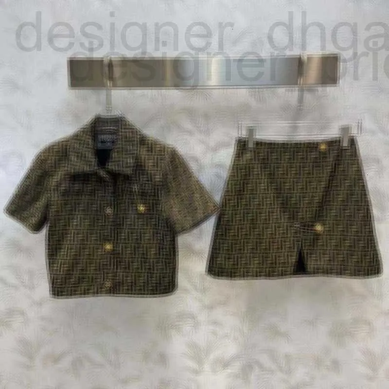 Tvådelad kläddesigner 2023 Spring/Summer New Double F Jacquard Shirt Set med högkvalitativ FF -tyg från Popular Series 5Xu8 IVPL