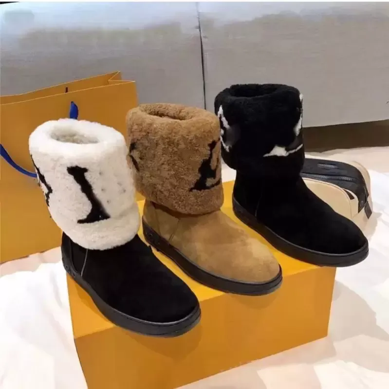 Designer Flat Ankle Boots Women Snow Boots Fur Leather Bootie Large Letter Boot Sheep Wool Lining Booties Waterproof Suede Bootss