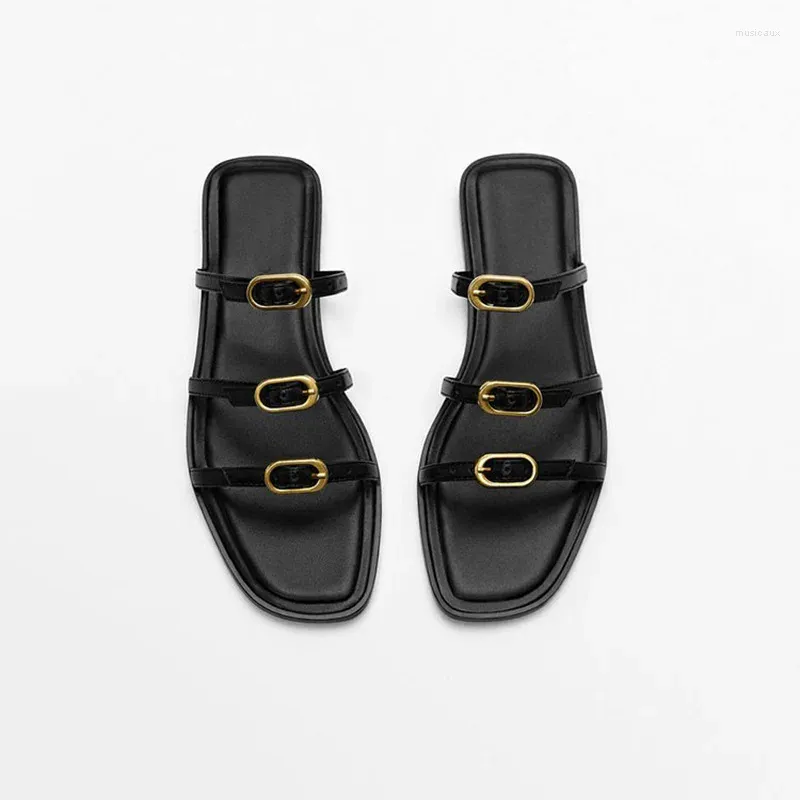 Pantoufles Trois boucles de ceinture Design Plat Femmes Sandales romaines noires 2023 Chaussures de plage décontractées d'été