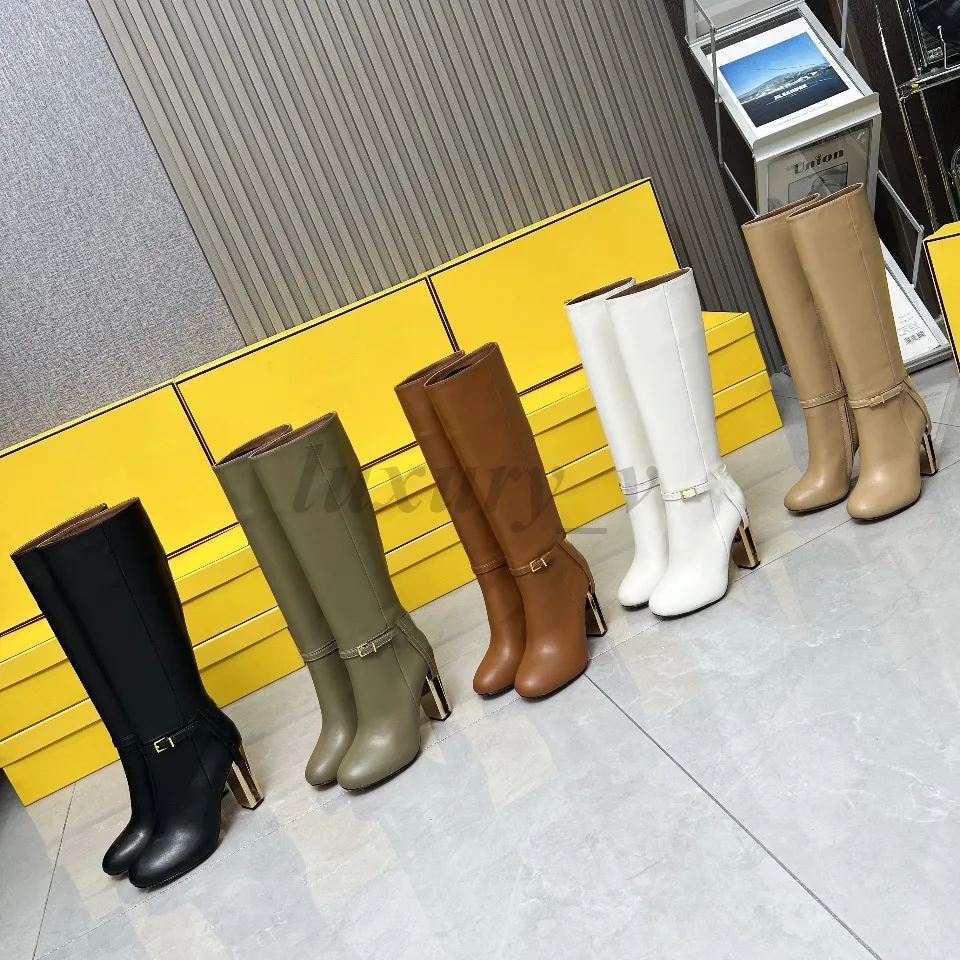 Women Boots Designer Delfina Black Oryginalne skórzane obcasy Pierwsze kostki Blokowe Szczegóły obcasowe i metalowe buty motywowe
