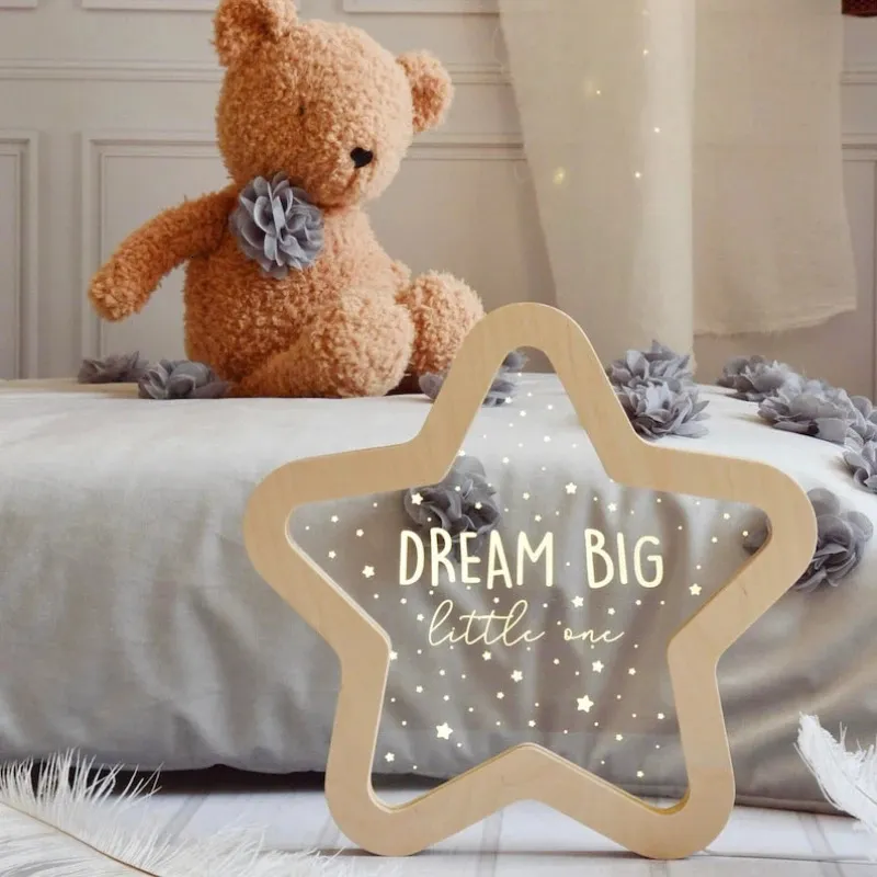 Paralumi Bambini Bambini Bambino Legno Acrilico Stelle Luce notturna Arredamento camera da letto Nome personalizzato Luci USB Decora Lampada da comodino Regalo di compleanno 231019