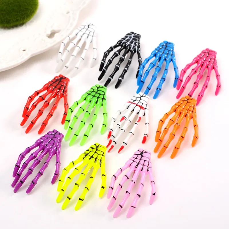 Creative Skeleton Hand Bone Hair Clip Bone Claw Gripper Ghost Skull Hairpin Barrettes Women Girls Halloween Hair Accessories