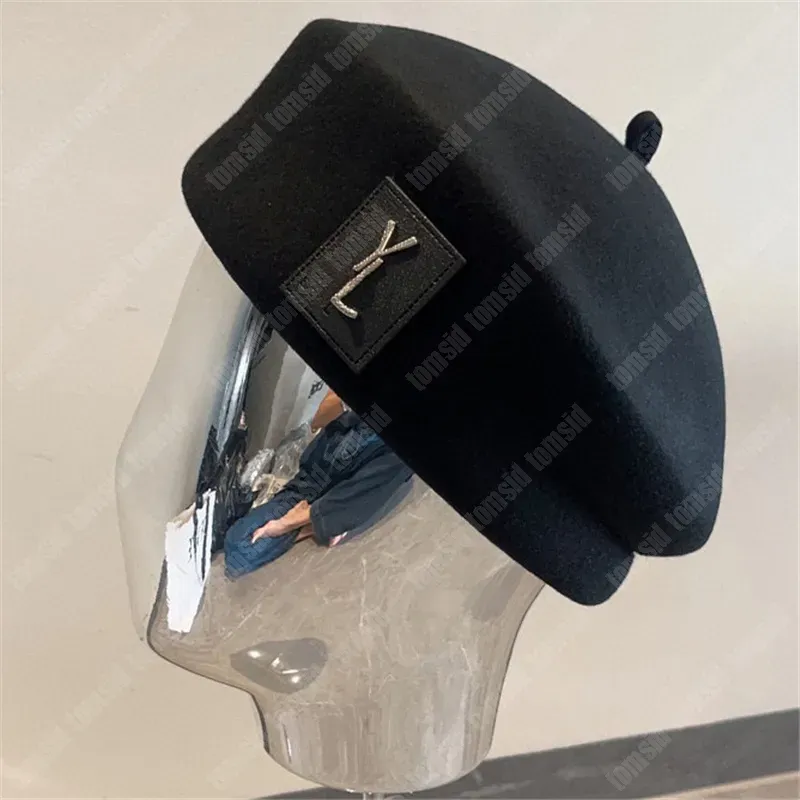 Wool Beret Hat for Women Stylish French Beret, Warm Winter Hat with  Silver Buckle, Designer Ladies Cap, Fashionable Beanie