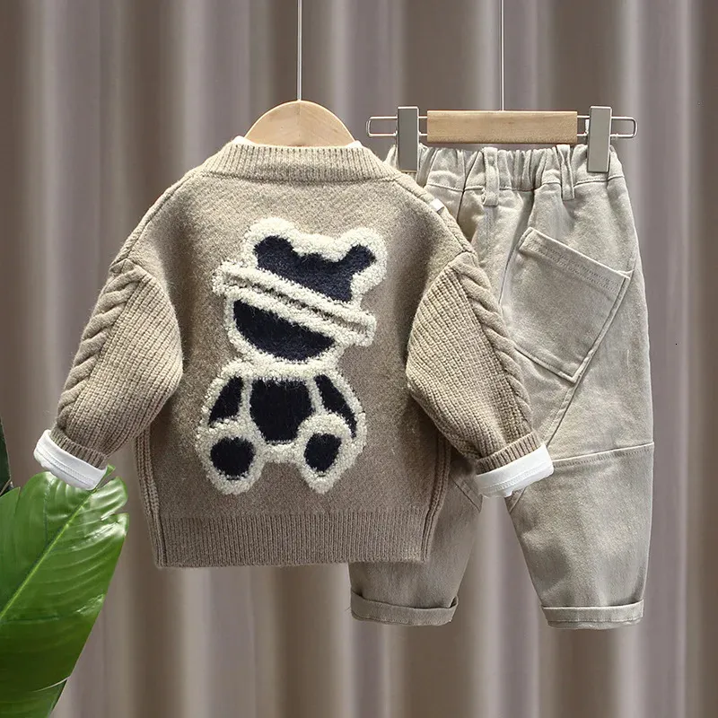 Clothing Sets Men's Winter Children's Clothing Fashion Baby Knitted Sweater V-Neck Jacket+White Shirt+Thruthers Boys' 3-piece Set 231020