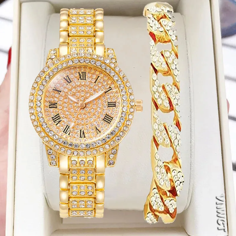 Otros relojes 2 uds relojes de diamantes de lujo para Mujer pulsera de Hip Hop Reloj de cuarzo para mujer Reloj de pulsera de oro rosa Reloj de cristal brillante para Mujer 231020