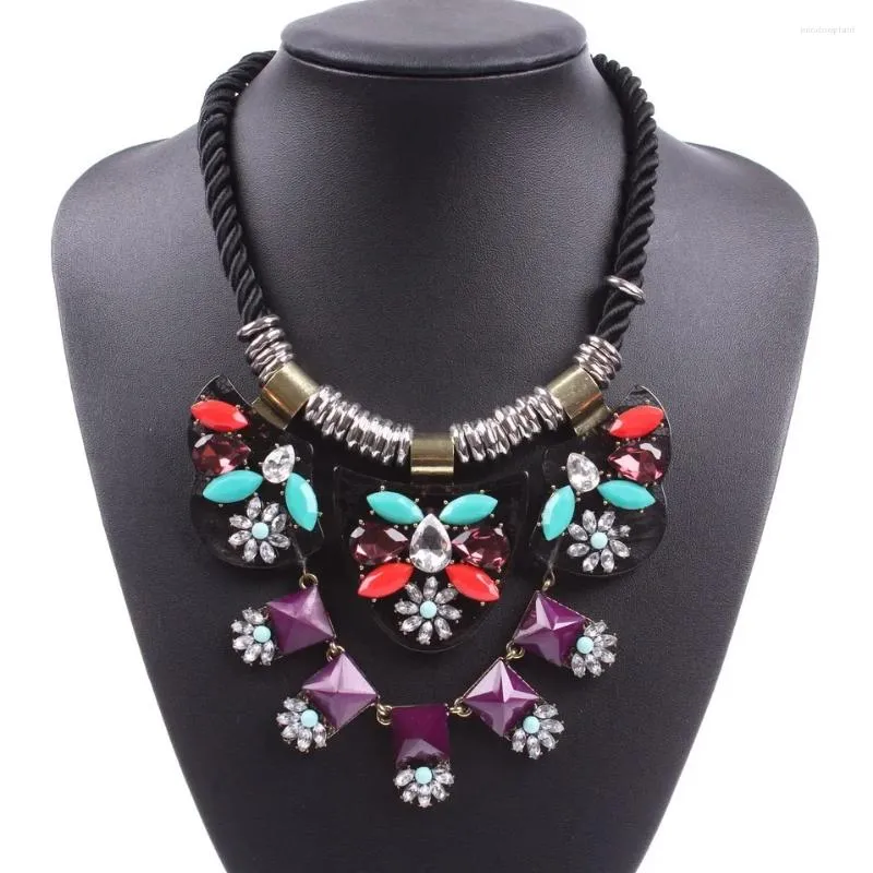 Kedjor Design String Chain Crystal Necklace For Women Black Rope Rhinestone Flower Statement Fashionable Neckor Ladies 2023