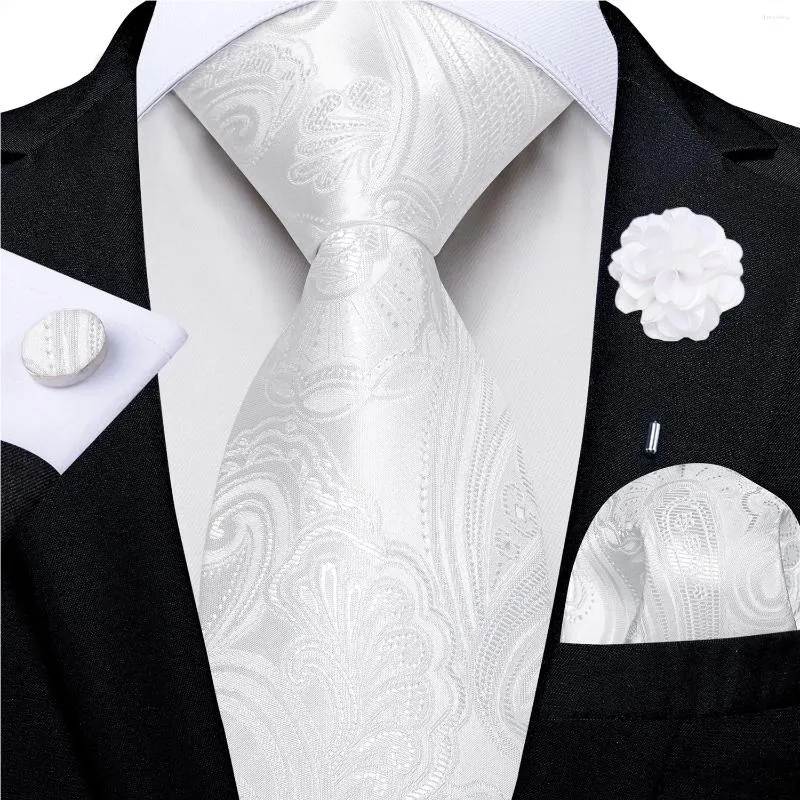 Fliege Luxus Weiß Paisley Herren Seidenkrawatte Set Einstecktuch Manschettenknöpfe Hochzeit Zubehör Brosche Pin Geschenk Großhandel