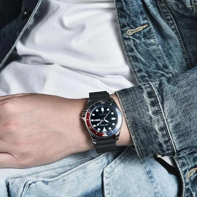 Men's stylish hotsell wrist watch