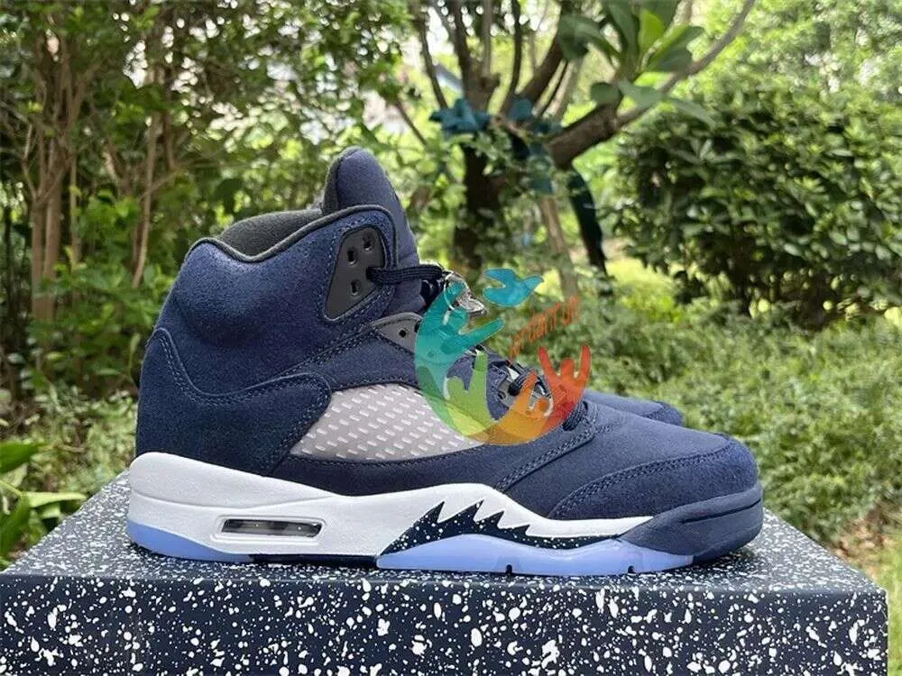 Mens shoes from the best sale 5s