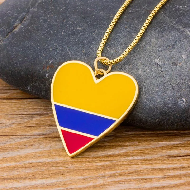 Chains AIBEF Romantic Heart Shape Yellow&Blue&Red Copper Necklace Gold Color Charm Jewelry Women Pendant Choker Birthday Gift Wholesale