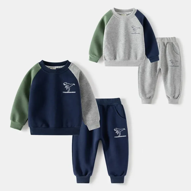 Kläduppsättningar Kid Boy Sport Kläder Set Dinosaur Print Kontrast Stitching Hoodie och Sweatpants Two-Piece Suit Children Cotton Casual Clothes 231020