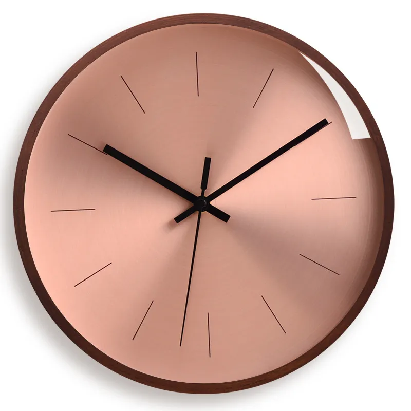 Reloj de pared de oro rosa Relojes de pared de metal de lujo Reloj de diseño simple Sala de estar Reloj de cuarzo silencioso Reloj de pared Decoración del hogar 14 pulgadas