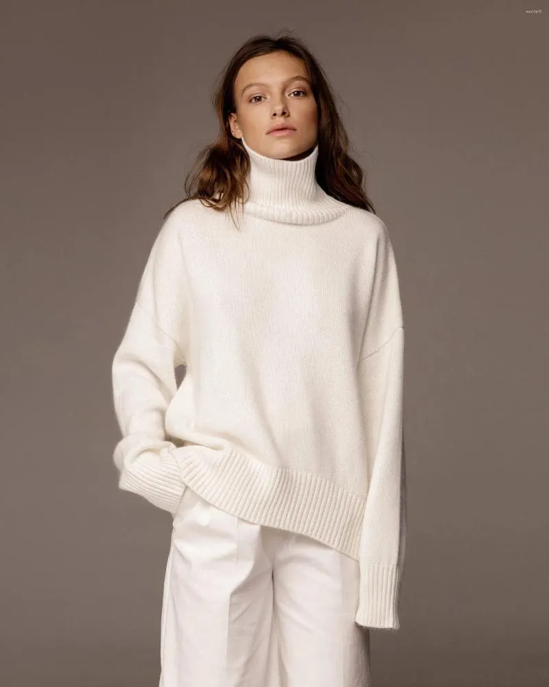 Kvinnors tröjor stickad tröja Turtleneck vit svart tjock varm lös överdimensionerad pullover casual stickkläder mjuk för kvinnor 2023
