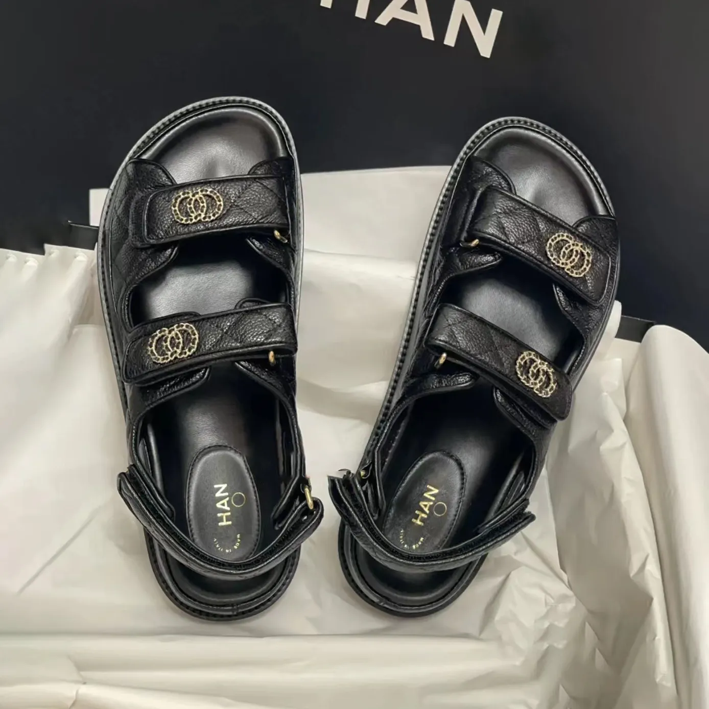 Luxury Designer Leather Black Suede Flat Sandals For Men And Women With