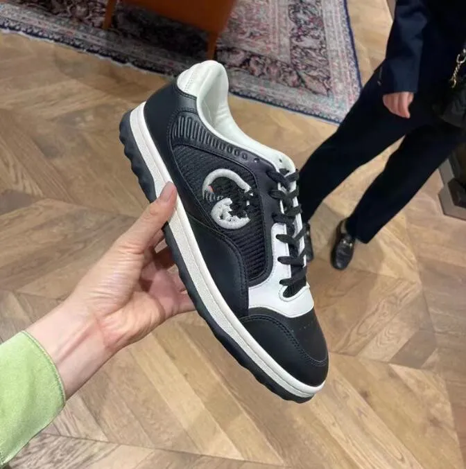 2023 toppkvalitetsdesigner sneaker tränare casual skor läder brev överlager modeplattform män kvinnor sneaker utomhus stövlar popsicle casual sko