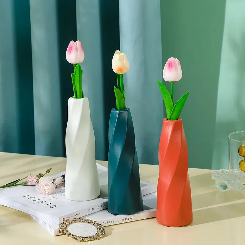 Vasi Home Vaso di fiori in plastica fai da te Bianco imitazione ceramica Disposizione dei fiori Contenitore Vaso Cestino Decorazione moderna Vasi per fiori 231021