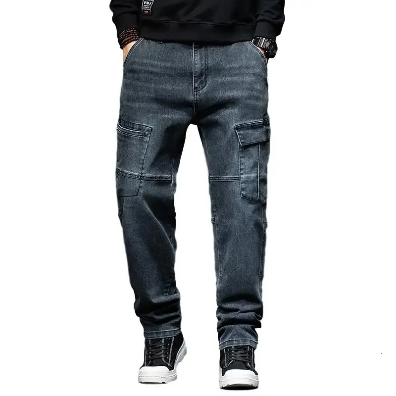 Herrtröjor tröjor idopy mäns last jeans mode multi fickor arbetar blå lös passform denim byxor för manlig plus storlek 231021