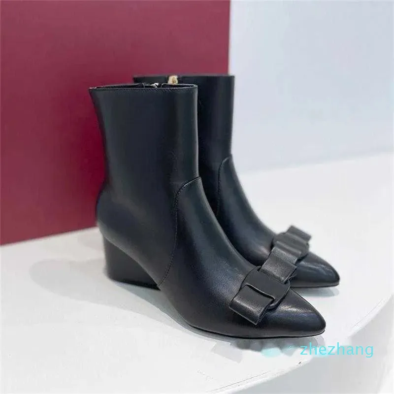 2023-Bottes Femmes Plateforme Court Boot Designer Mode Cuir Chunky Talons