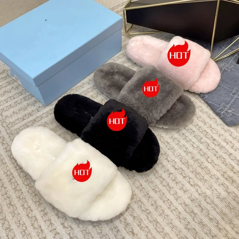 Luxury designer Triangle Logo Fur slipper Plush Plush Slipper Fluffy warm City Paris sandals Comfortable girl flip-flops35-40