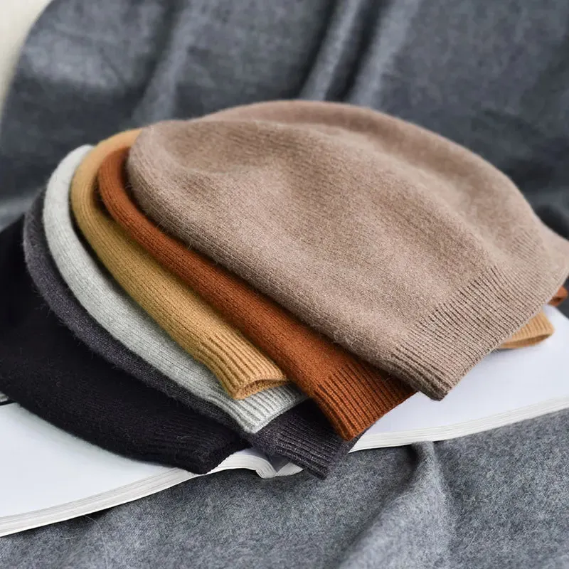 Breda randen hattar hink 6 färger Unsex Autumn Winter Solid Color Real Cashmere Beanies Matched Man Wome Skallies Cap för kvinnor 231020