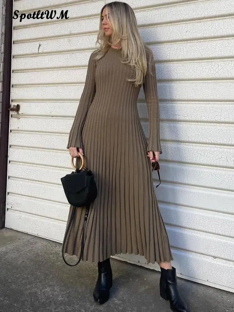 Casual Dresses O-neck Women Knitted Long Dress Autumn Elegant Ribbed Sleeve Bodycon 2023 Ladies Pleated A-line Maxi Robe