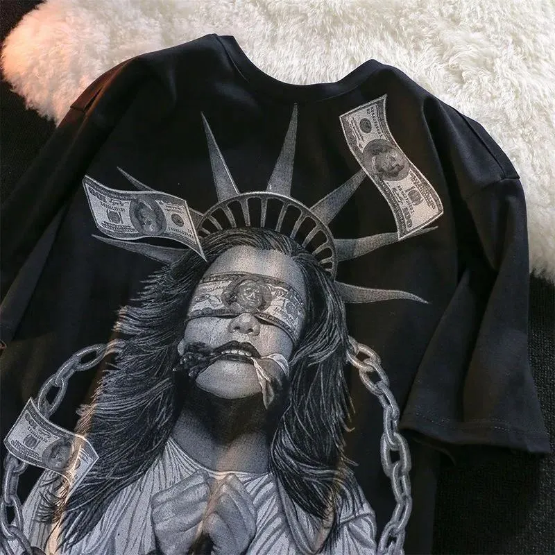 Herr t-skjortor y2k hong Kong mörka porträtt tryckt kortärmad t-shirt 2023 sommaramerikansk retro hip-hop lös casual t-cleeves