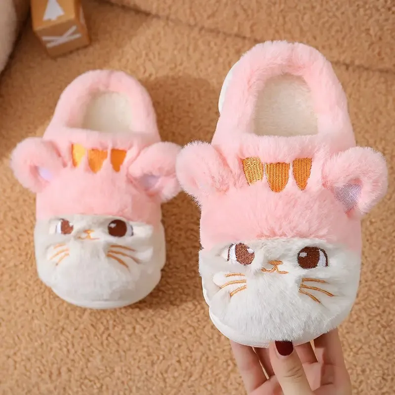 Slipper Nette Kawaii Mädchen Cartoon Katze Hausschuhe Kinder Plattform EVA Unten Fell Rutschen Baby Schuhe Designer Kinder Tier Kätzchen Schuhe 231020