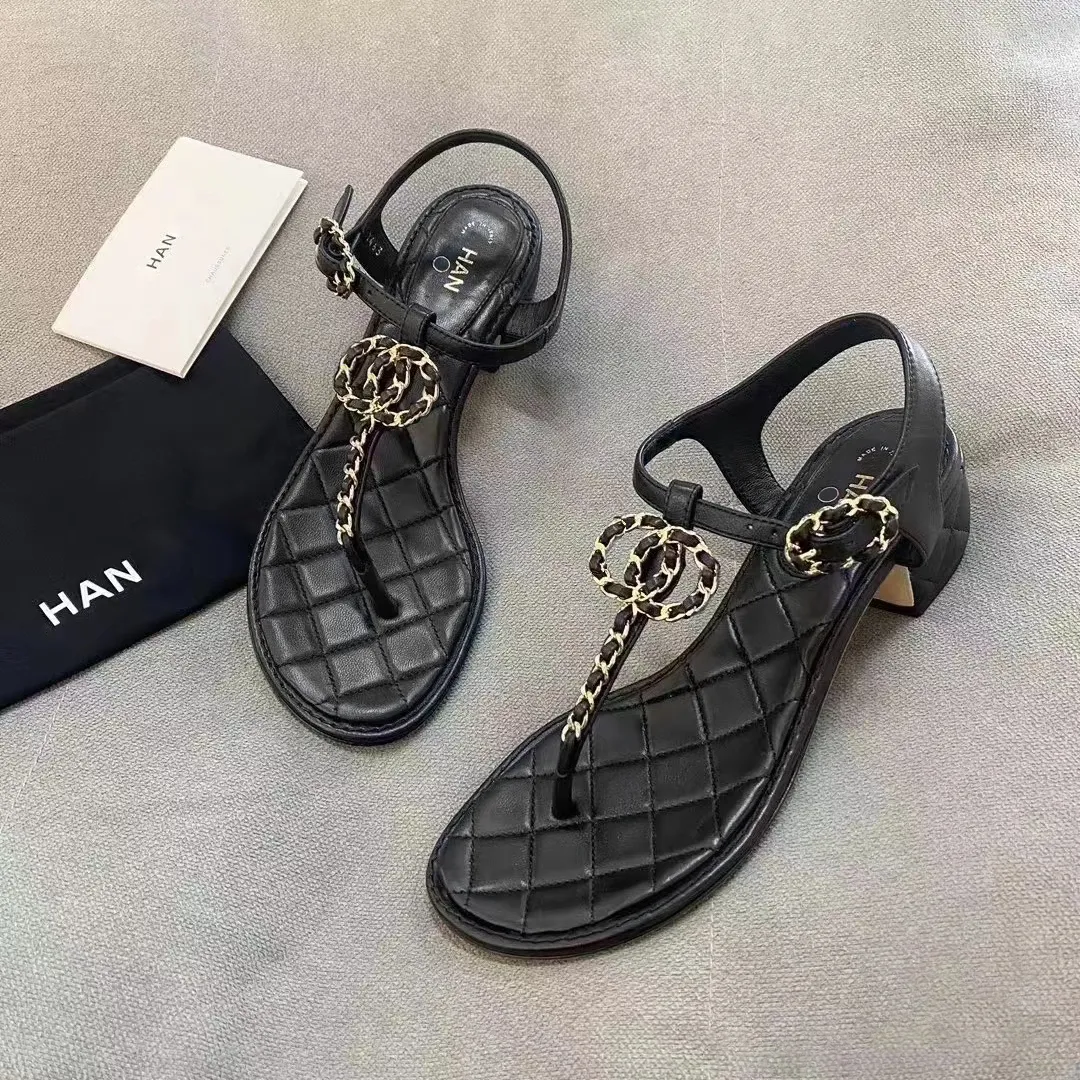 【CHANEL】Thongs Kid Suede & Imitation Pearls Thongs - Kid suede & imitation pearls, grey — Fashion | CHANEL